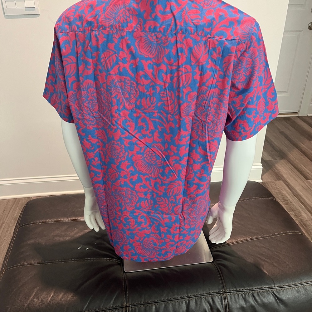 Amazon Essentials Button Down - Picture 5 of 11